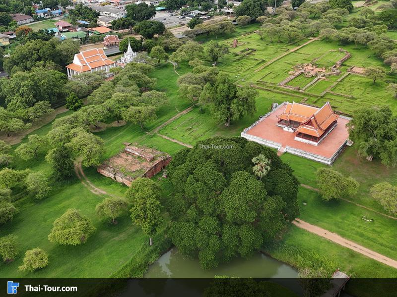 ภาพมุมสูง พลับพลาตรีมุข