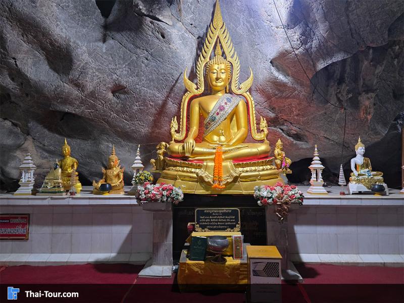 ภายในถ้ำพุหว้า