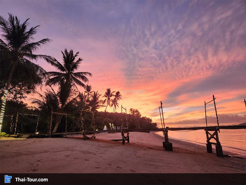 หน้าหาด Barcelo Coconut Island