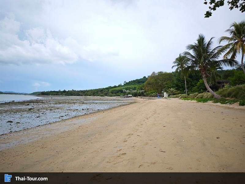 หน้าหาด Barcelo Coconut Island