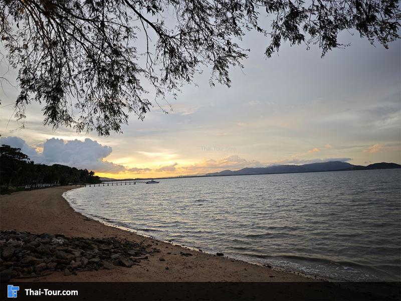 หน้าหาด Barcelo Coconut Island