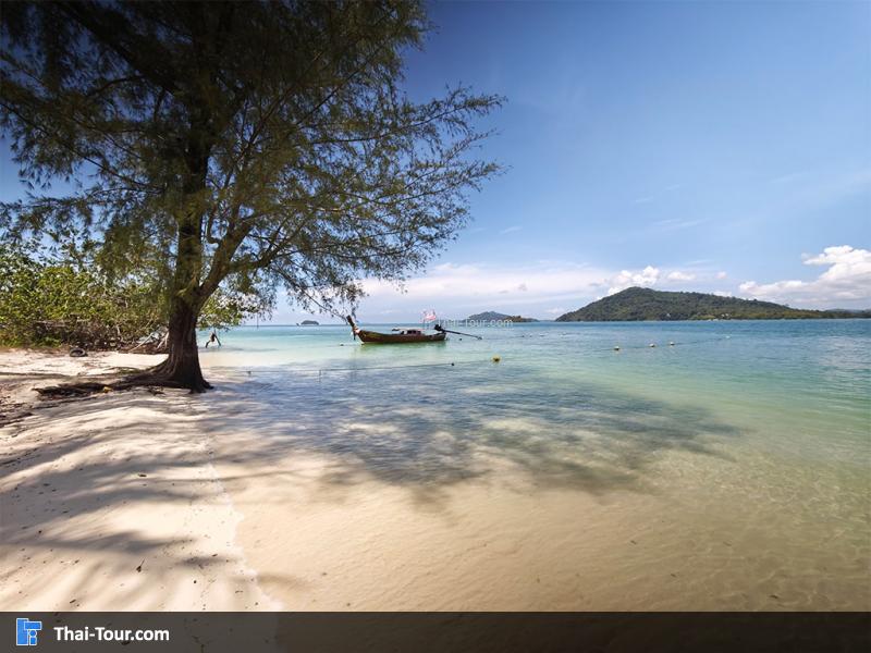 ด้านหน้าหาดของ เกาะรังใหญ่