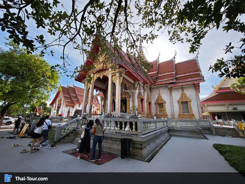 วัดฉลอง