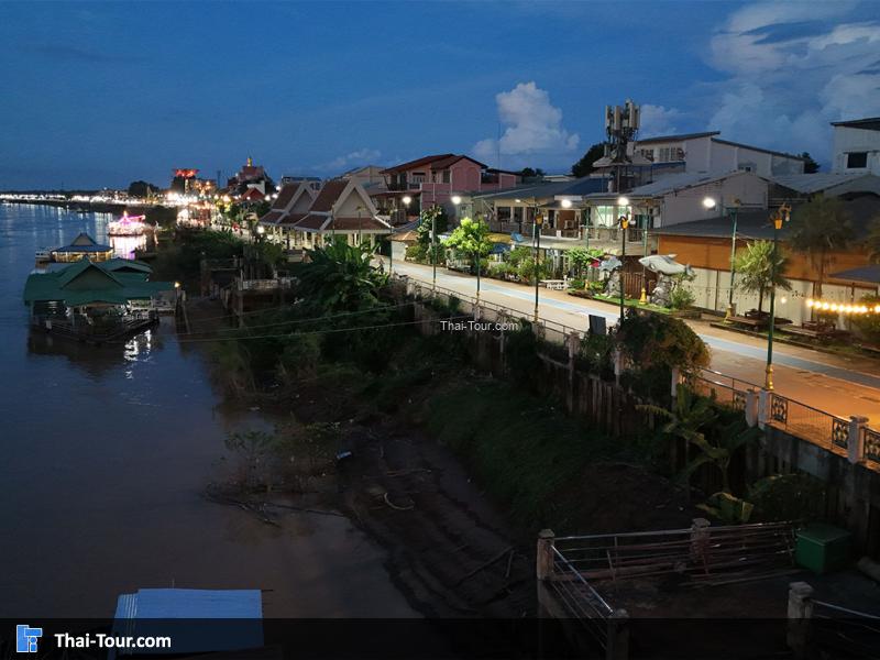 ภาพมุมสูง ท่าเสด็จ