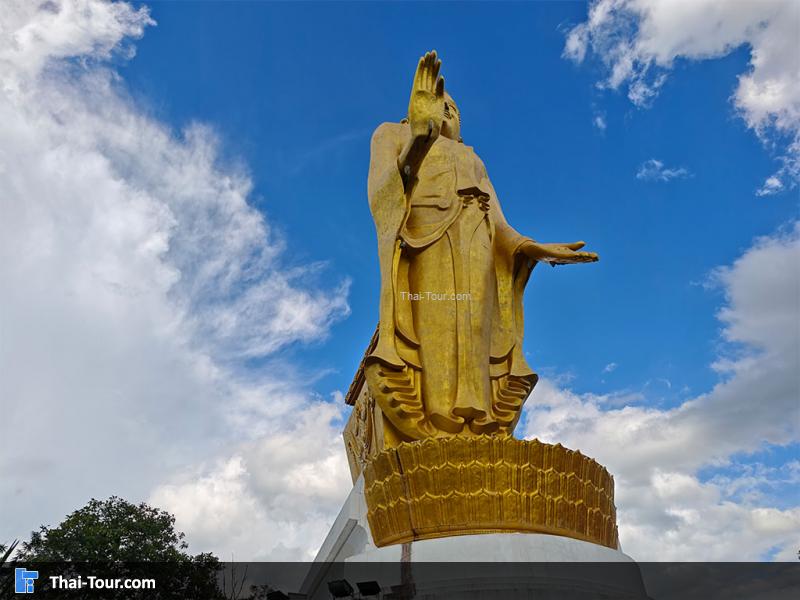 บรรยากาศรอบของวัดดอยเทพสมบูรณ์