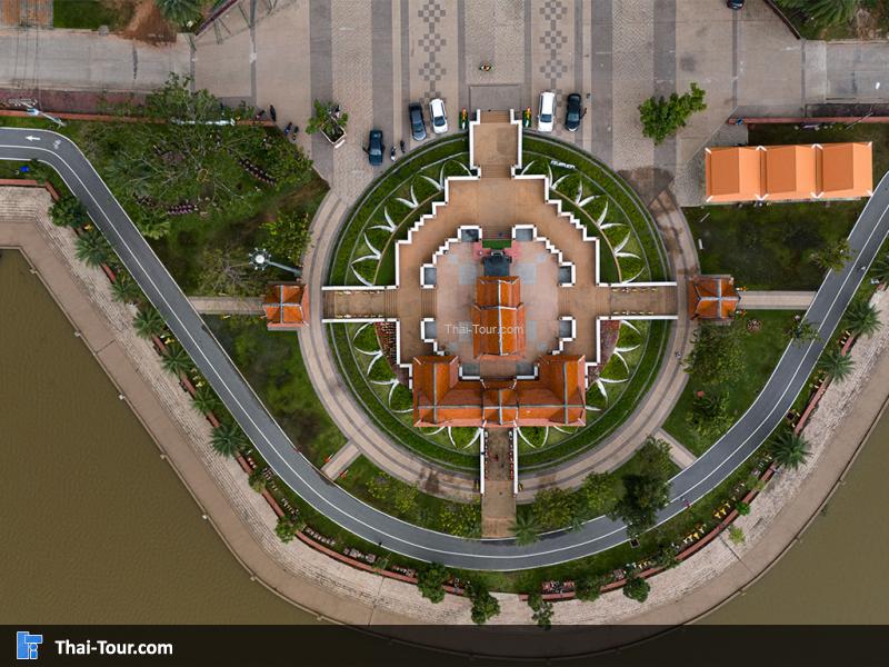 ภาพมุมสูง ศาลสมเด็จพระนเรศวรมหาราช