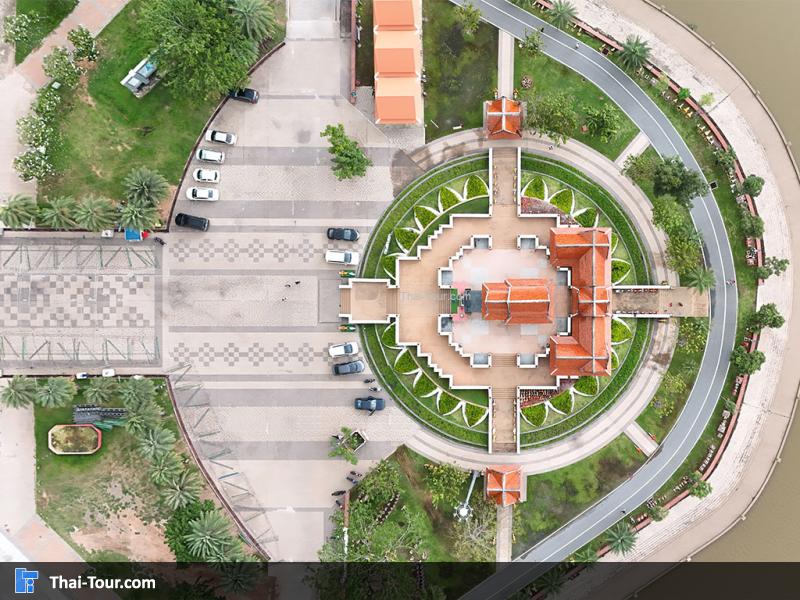 ภาพมุมสูง ศาลสมเด็จพระนเรศวรมหาราช