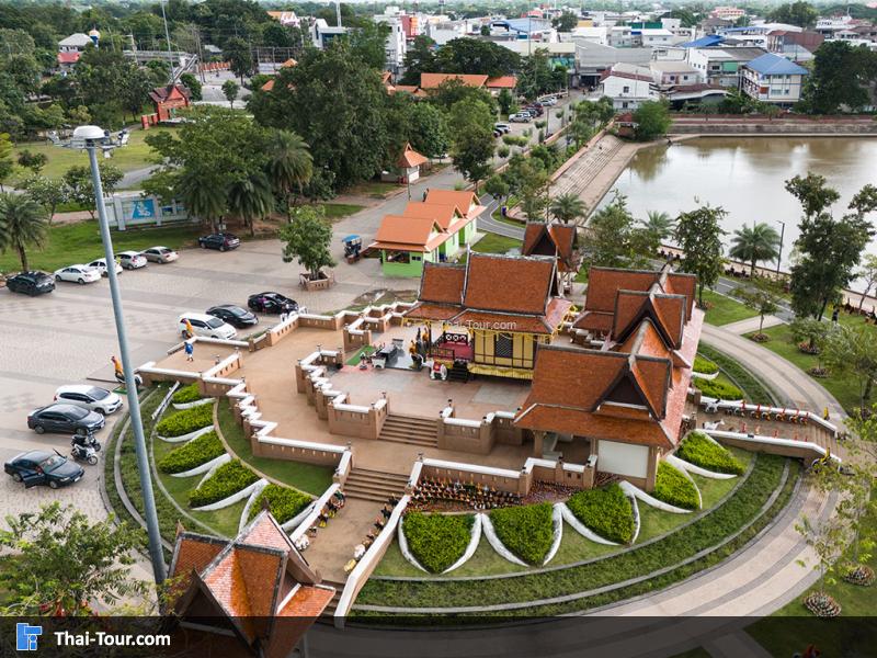 ภาพมุมสูง ศาลสมเด็จพระนเรศวรมหาราช