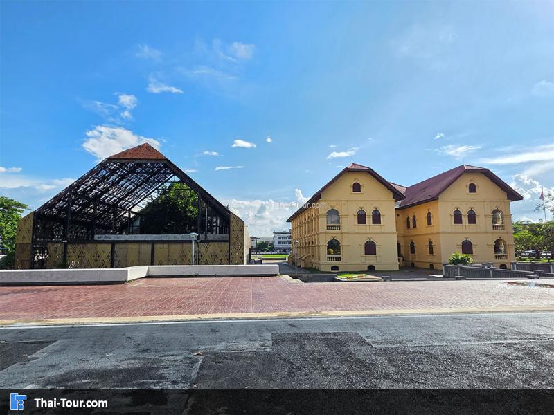 บริเวรณรอบๆ พิพิทธภัณฑ์เมืองอุดรธานี