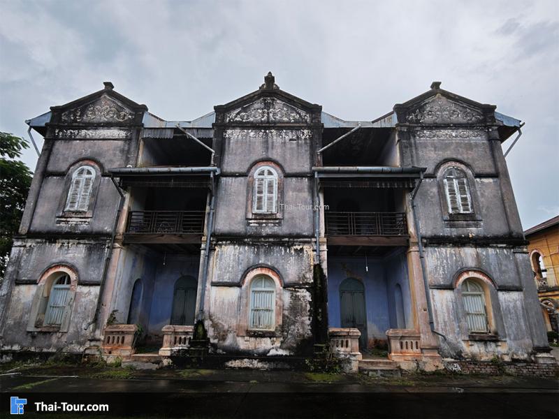 ด้านหลัง คฤหาสน์ โสรินทร์