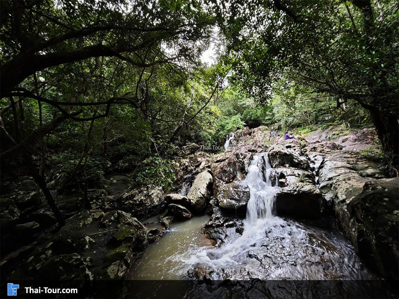 น้ำตกเก้าชั้น