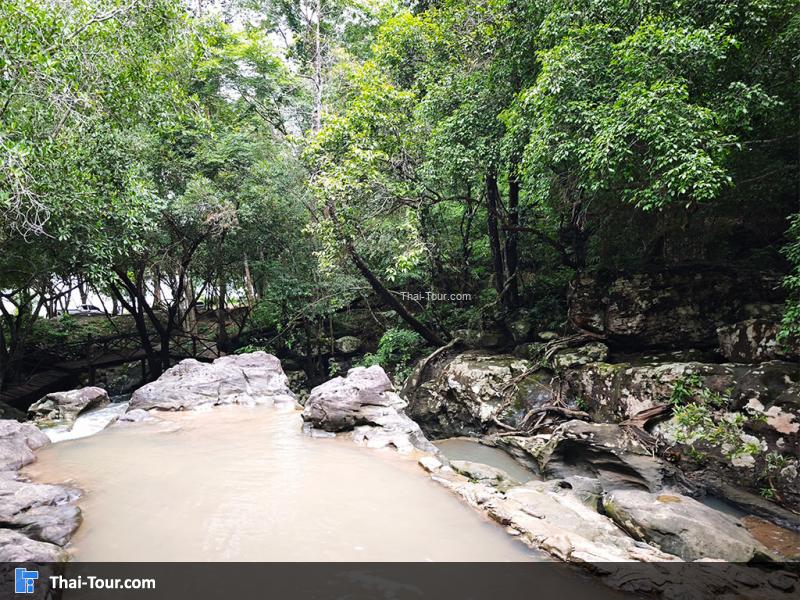 น้ำตกเก้าชั้น