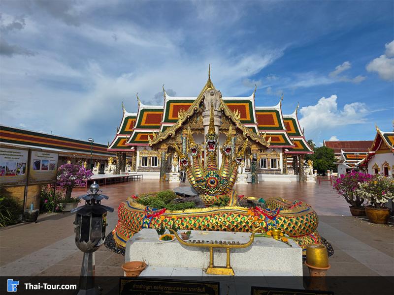 พระธาตุเชิงชุม