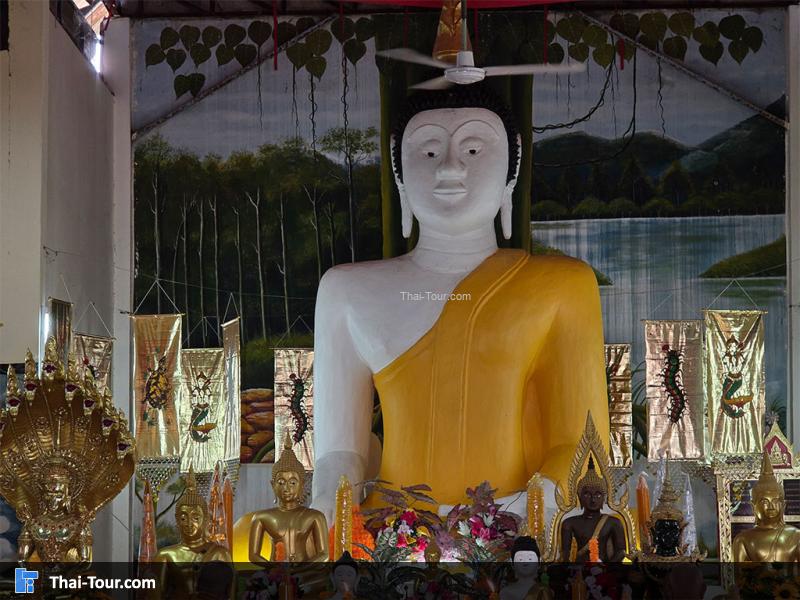 พระธาตุดุม