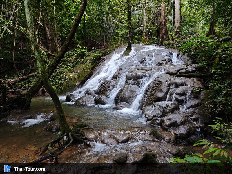 วนอุทยานสระนางมโนห์รา