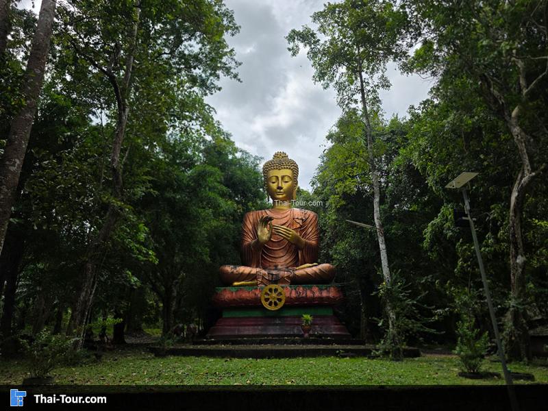 บรรยากาศของ วัดถ้ำตาปาน