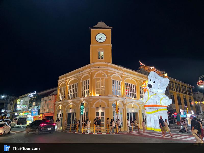 ตอนกลางคืน ย่านตึกสมัยเก่า ภูเก็ต
