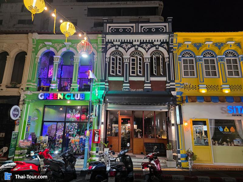ตอนกลางคืน ย่านตึกสมัยเก่า ภูเก็ต