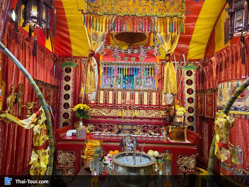 จุดกราบไหว้ ศาลเจ้าแสงธรรม