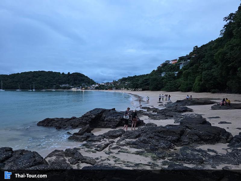 ชายหาด อ่าวยน