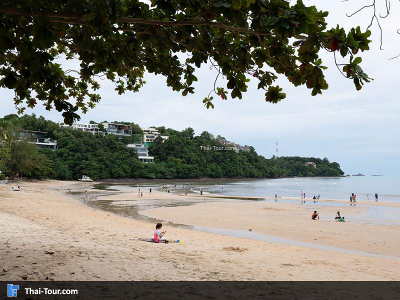 ชายหาด อ่าวยน