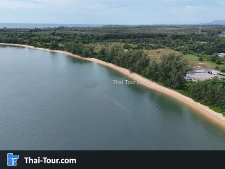 ชายทะเลท่านุ่น