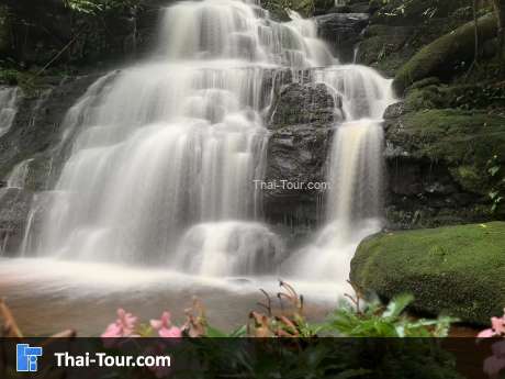 น้ำตกหมันแดง