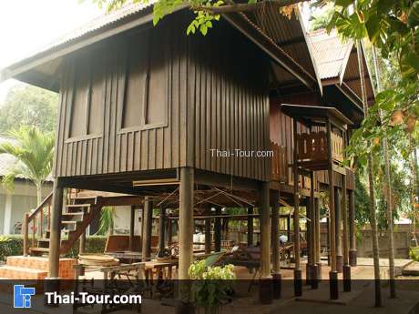 ศาลาไหมไทย