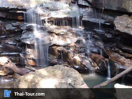 น้ำตกห้วยไผ่