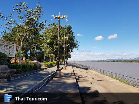 สวนสาธารณะและหาดทรายทองศรีโคตรบูรณ์