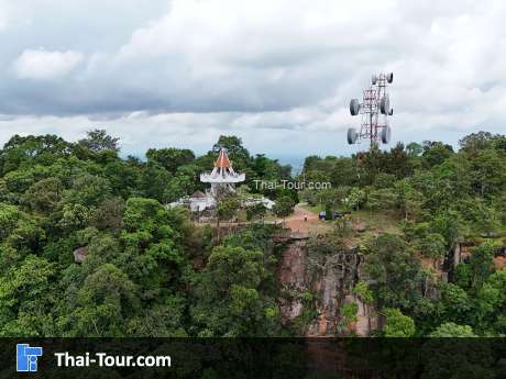 ผาดงก่อ และ ผาน้ำโจ้ก