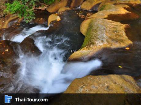 น้ำตกมวกเหล็ก