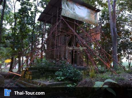 ปราสาทตำหนักไทร