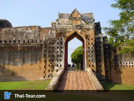 พระนารายณ์ราชนิเวศน์