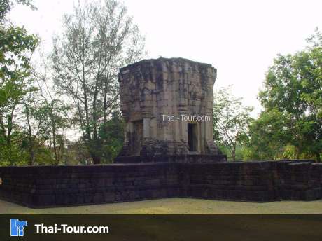 ปราสาทบ้านพลวง