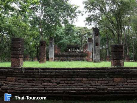 วัดป่ามืด