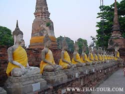 รอบเจดีย์ (ทิศเหนือ) 