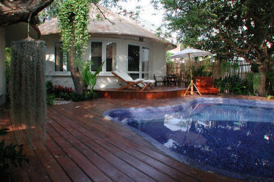 Dip Pool Bungalows