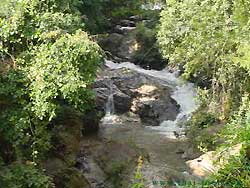 น้ำตกชั้นที่ 4 