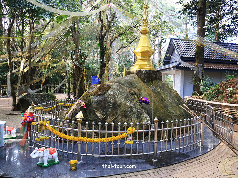 สถูปดอยช้างมูบ