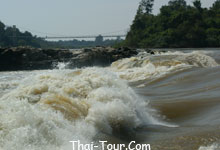 แก่งตะนะ